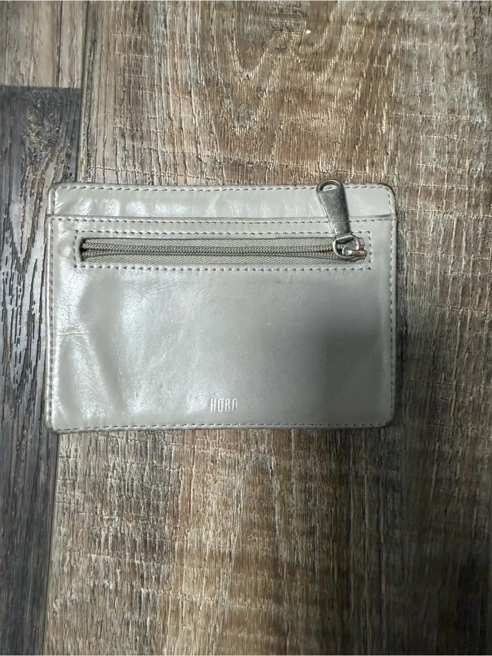 Classic Men's Bi-Fold Card Wallet in Light Gray